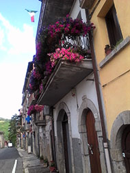 Borgorose balcone fiorito Balcone fiorito a Borgorose